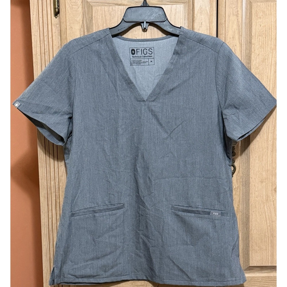 Figs Scrub Top Technical Collection Gray V-Neck Pocket Short Sleeve Sz‎ Medium